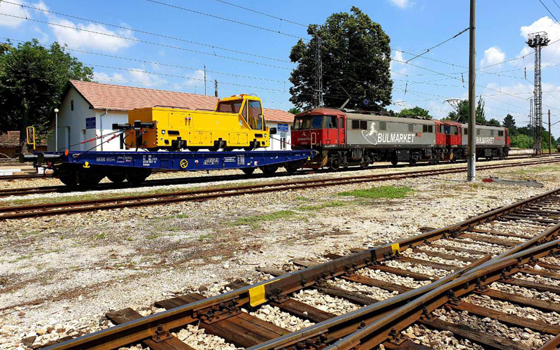 ES3000
                                        Battery - Electric Shunting